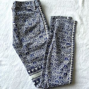 MOTHER LOOKER LOOKER WHITE & BLUE COLORBLOCK LOOKER SHAG JEANS SIZE 24/00